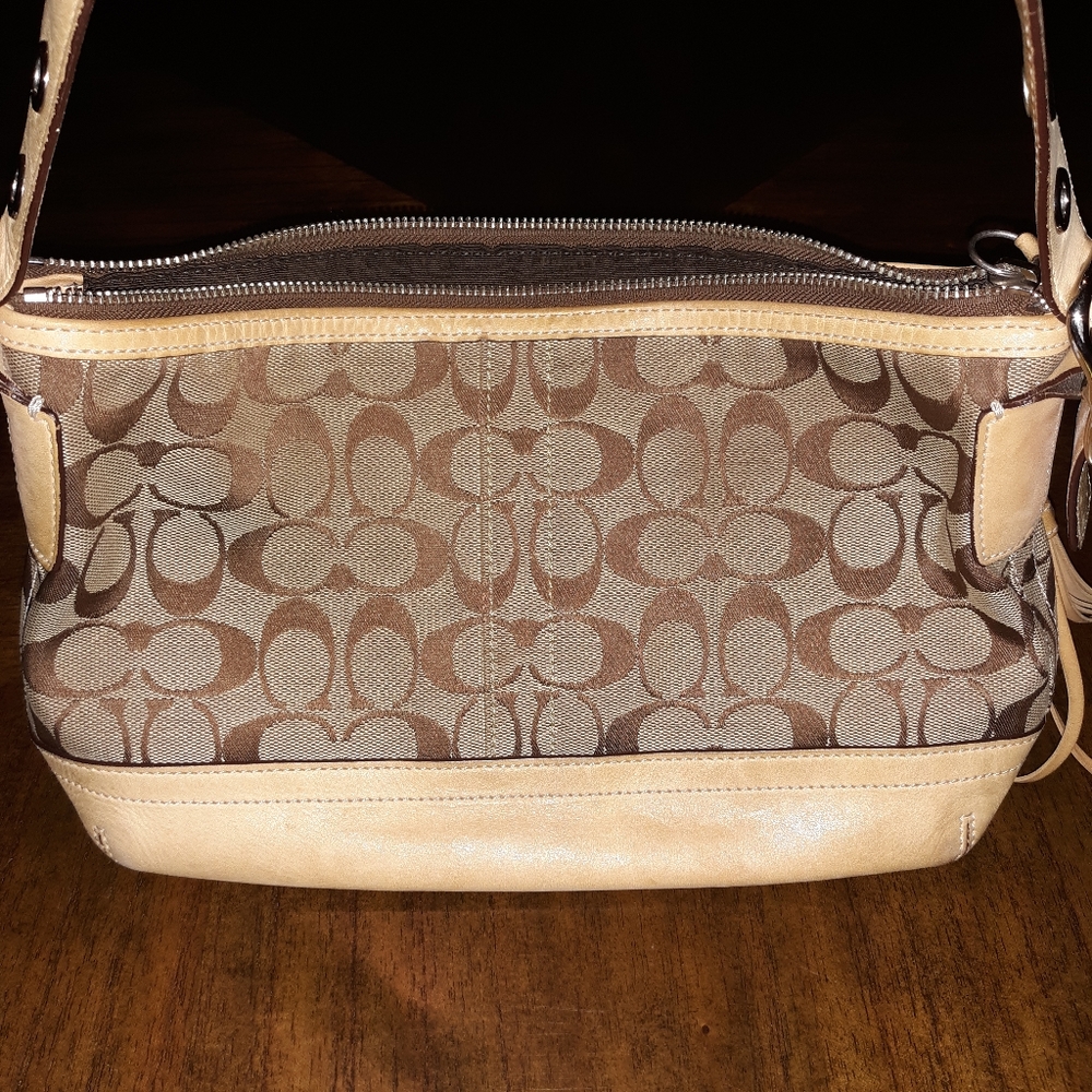 Coach purse - Picture 7 of 7